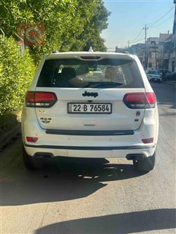 جیپ گراند شیرۆکی